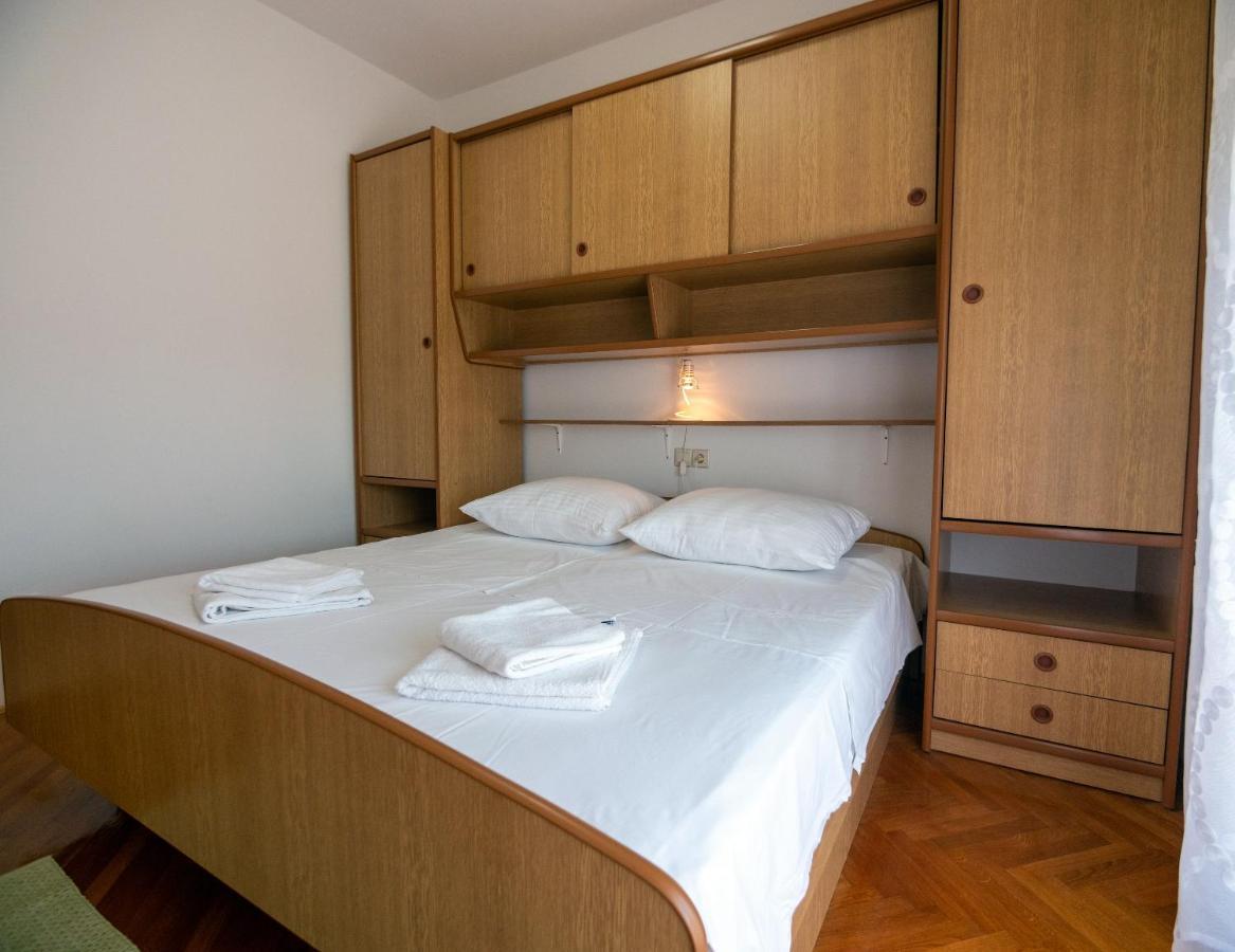 Apartments Dokovic Barbat na Rabu المظهر الخارجي الصورة