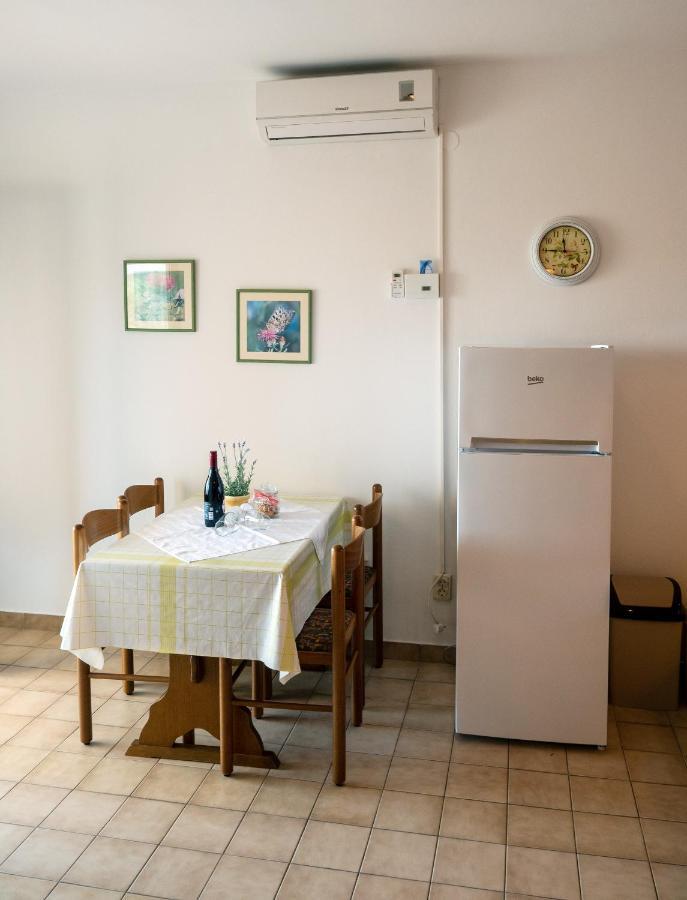 Apartments Dokovic Barbat na Rabu المظهر الخارجي الصورة